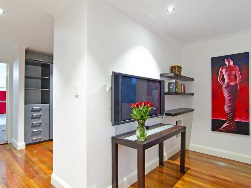 69 Fifth Avenue, Palm Beach QLD 4221