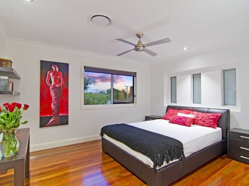 69 Fifth Avenue, Palm Beach QLD 4221