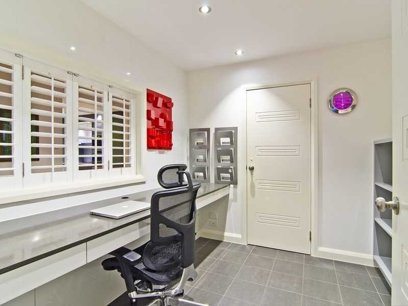 69 Fifth Avenue, Palm Beach QLD 4221