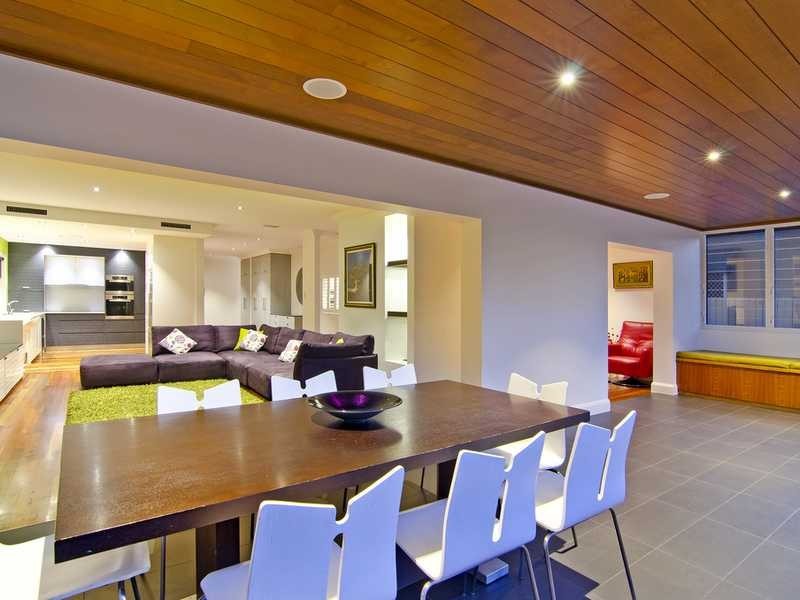 69 Fifth Avenue, Palm Beach QLD 4221