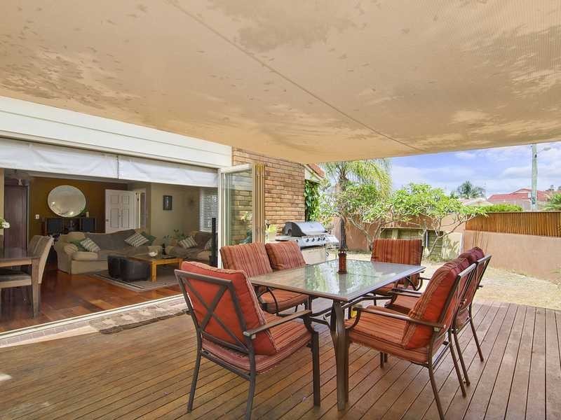 1/15 Townson Avenue, Palm Beach QLD 4221