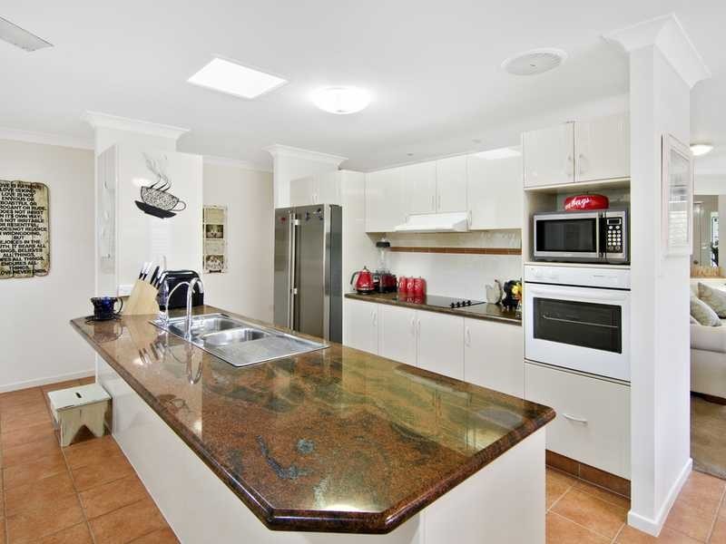 14 Leila Court, Mudgeeraba QLD 4213