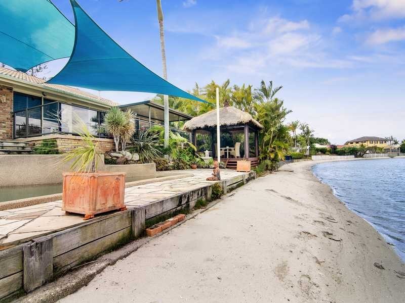 37 Murtha Drive, Elanora QLD 4221
