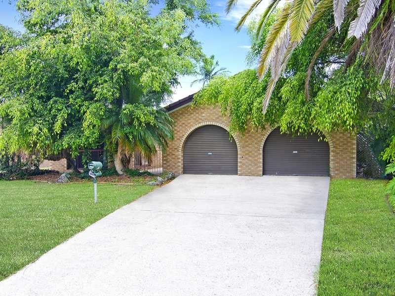 12 Colvillea Court, Palm Beach QLD 4221