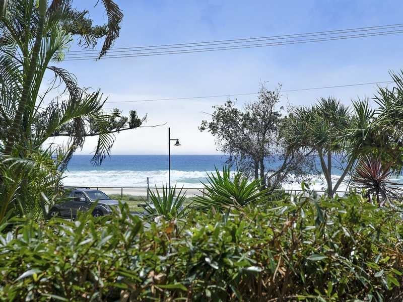 GA/828 Pacific Parade, Currumbin QLD 4223