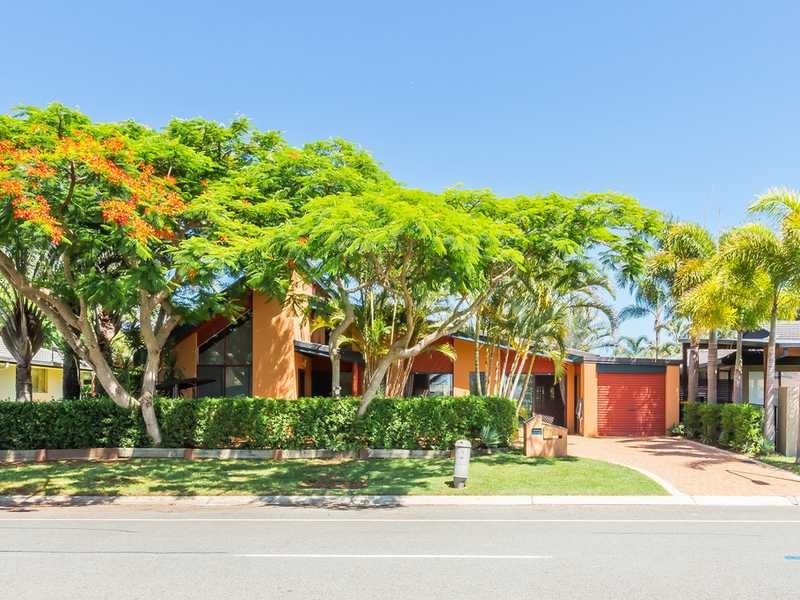 7 Rumrunner Street, Mermaid Waters QLD 4218