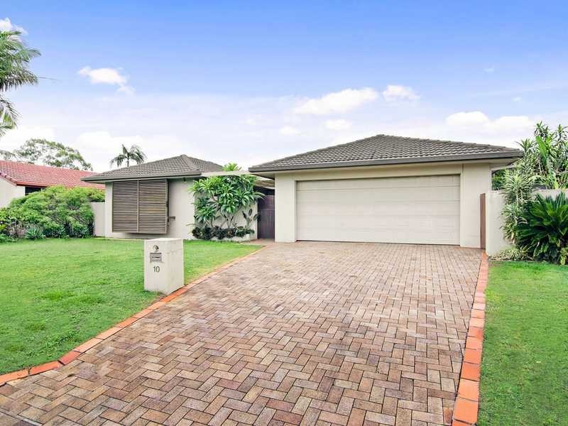 10 Mackerel Court, Palm Beach QLD 4221