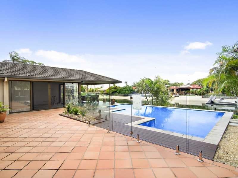 10 Mackerel Court, Palm Beach QLD 4221