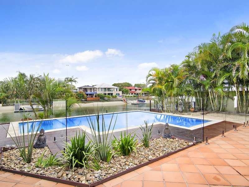 10 Mackerel Court, Palm Beach QLD 4221