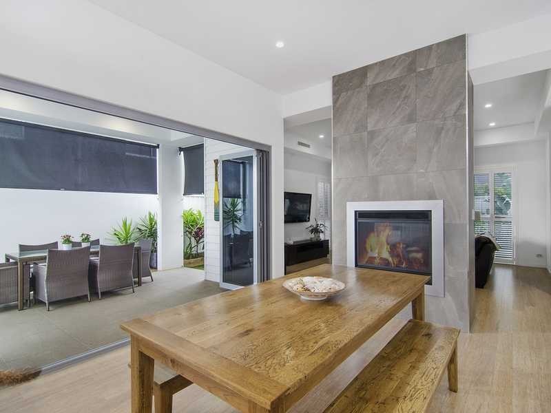 1289 Gold Coast Highway, Palm Beach QLD 4221