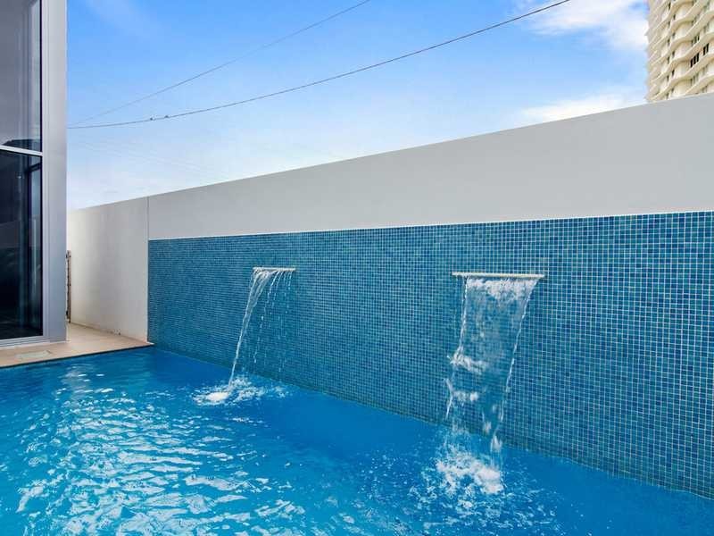 1289 Gold Coast Highway, Palm Beach QLD 4221