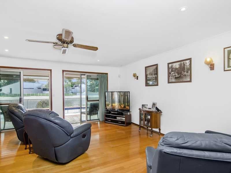25 Barracuda Court, Palm Beach QLD 4221