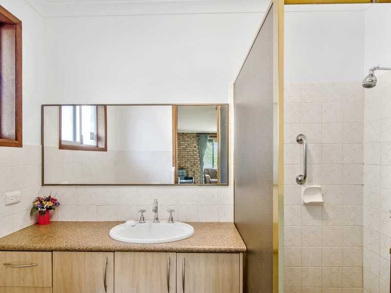 25 Barracuda Court, Palm Beach QLD 4221