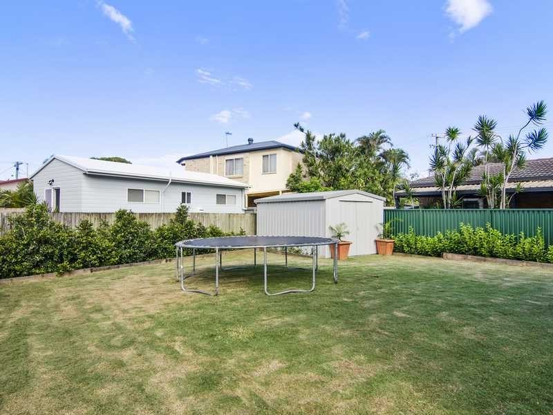 103 Leyte Avenue, Palm Beach QLD 4221