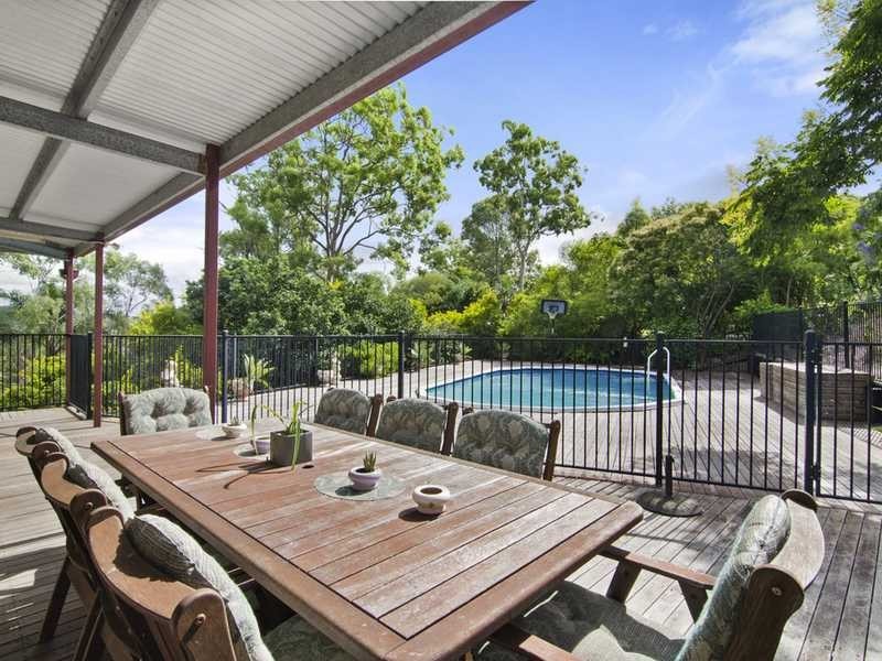 2 Kumalie Court, Yatala QLD 4207