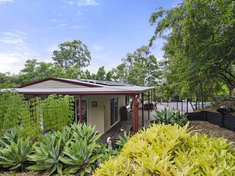 2 Kumalie Court, Yatala QLD 4207