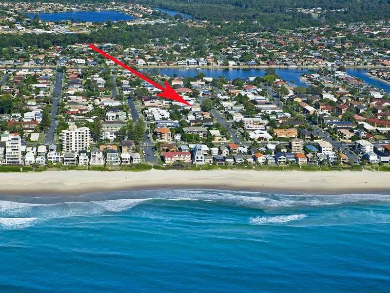 26 Fourteenth Avenue, Palm Beach QLD 4221