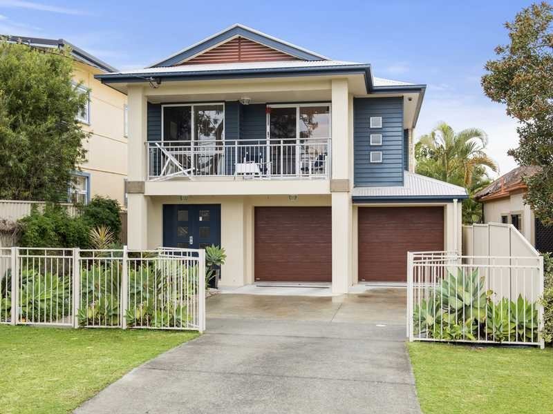 26 Fourteenth Avenue, Palm Beach QLD 4221