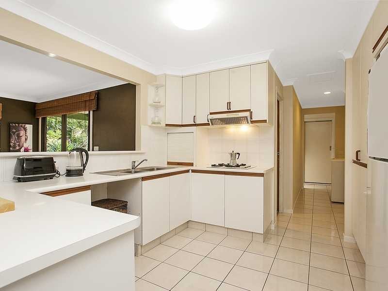 7 Evergreen Drive, Elanora QLD 4221