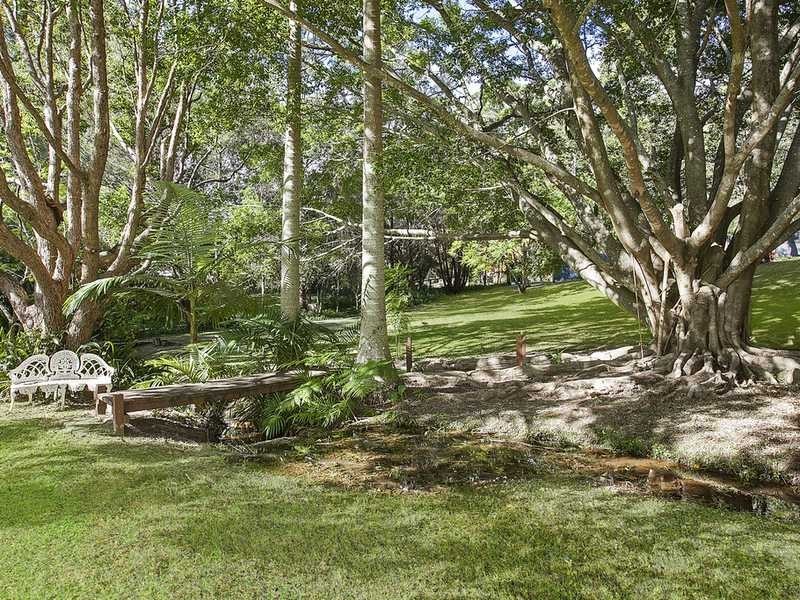 7 Evergreen Drive, Elanora QLD 4221