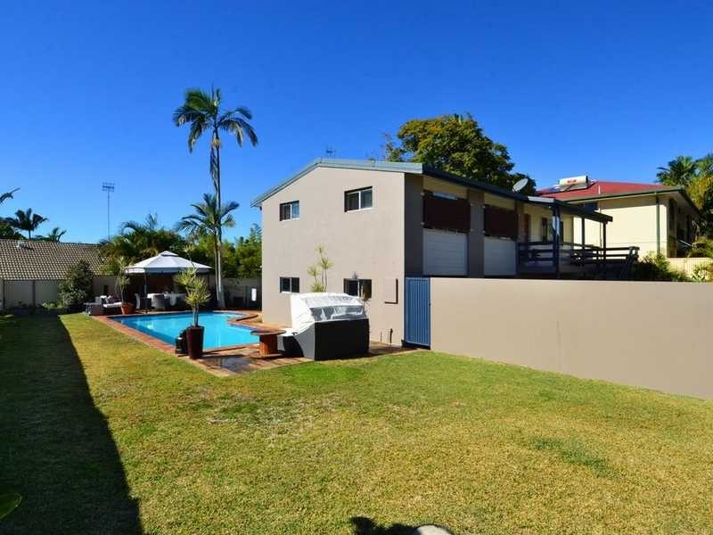 10 Numidia Street, Currumbin Waters QLD 4223