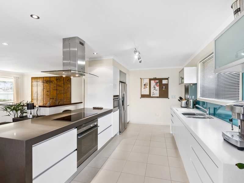 68 Bardon Avenue, Miami QLD 4220