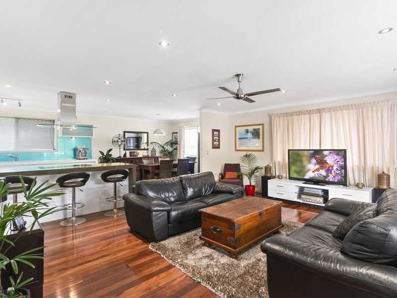 68 Bardon Avenue, Miami QLD 4220