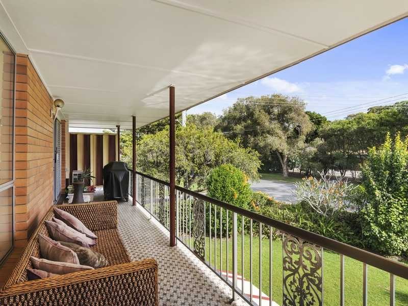 68 Bardon Avenue, Miami QLD 4220