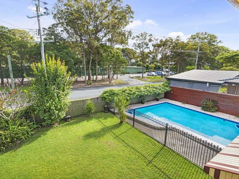 68 Bardon Avenue, Miami QLD 4220