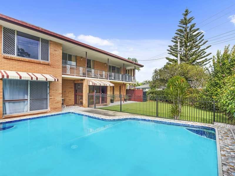 68 Bardon Avenue, Miami QLD 4220