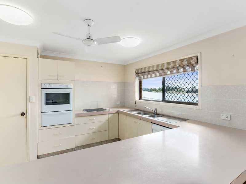232 Mallawa Drive, Palm Beach QLD 4221