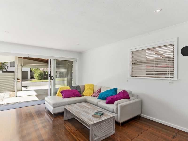12 Morotai Avenue, Palm Beach QLD 4221