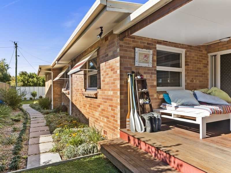 12 Morotai Avenue, Palm Beach QLD 4221
