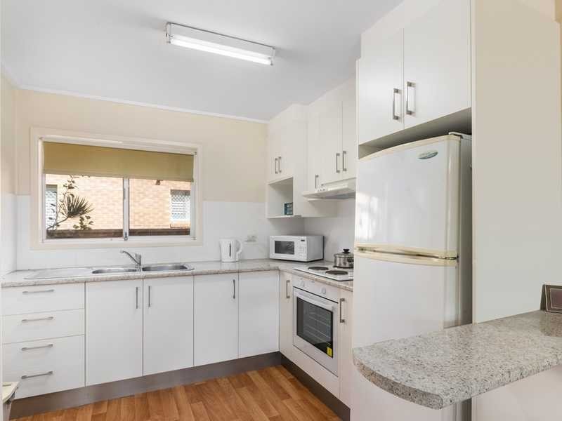 1/82 Sarawak Avenue, Palm Beach QLD 4221