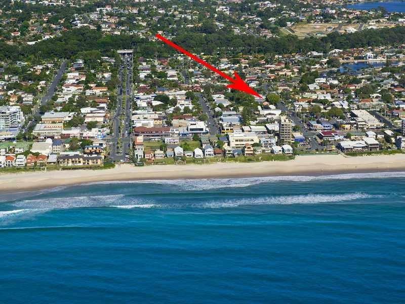 30 Seventh Avenue, Palm Beach QLD 4221