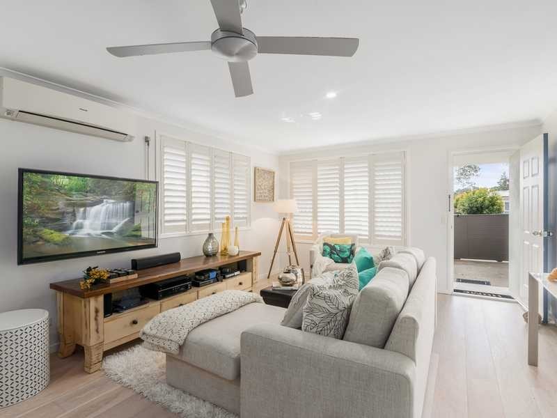 30 Seventh Avenue, Palm Beach QLD 4221