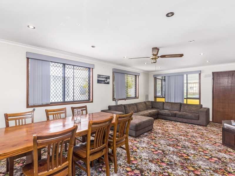 44 Fifteenth Avenue, Palm Beach QLD 4221