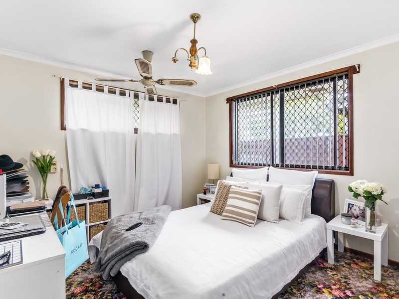 44 Fifteenth Avenue, Palm Beach QLD 4221