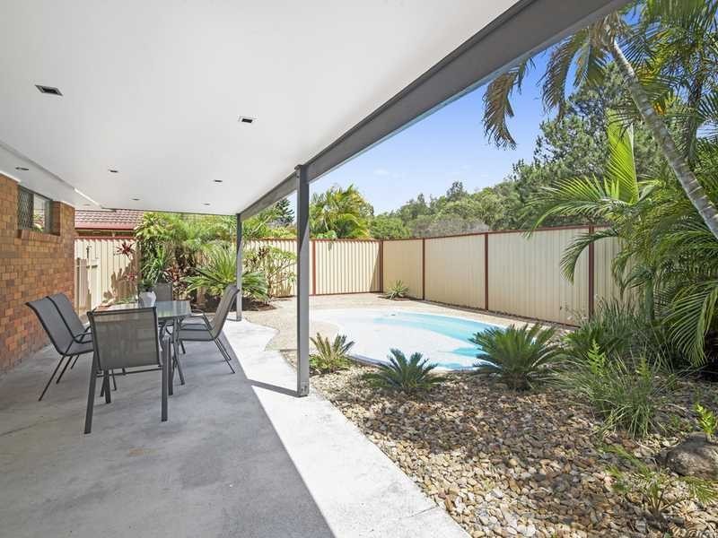 2/49 Darnel Street, Elanora QLD 4221