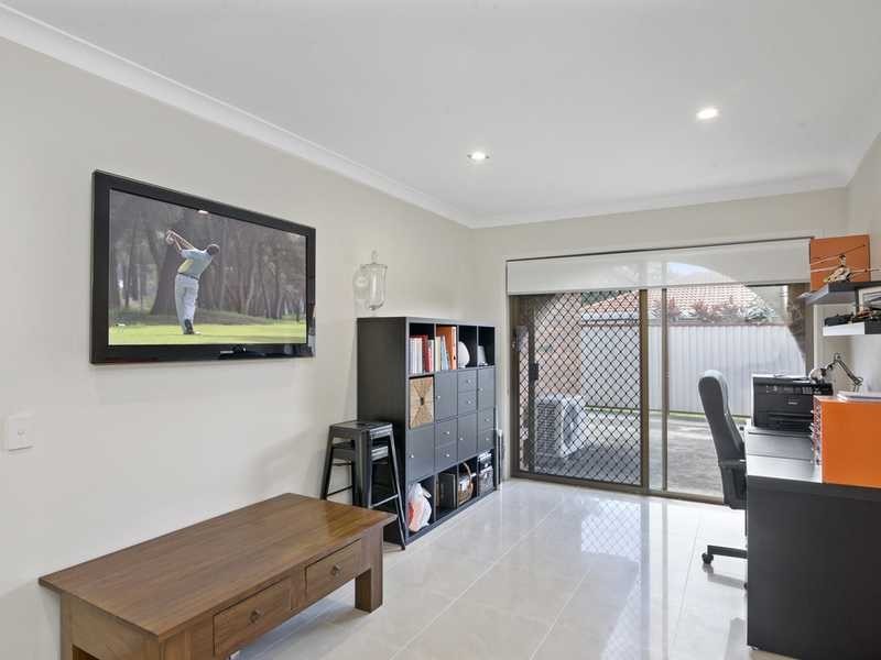 2/49 Darnel Street, Elanora QLD 4221
