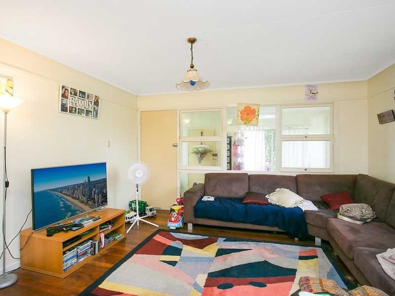 17 Philip Street, Currumbin QLD 4223