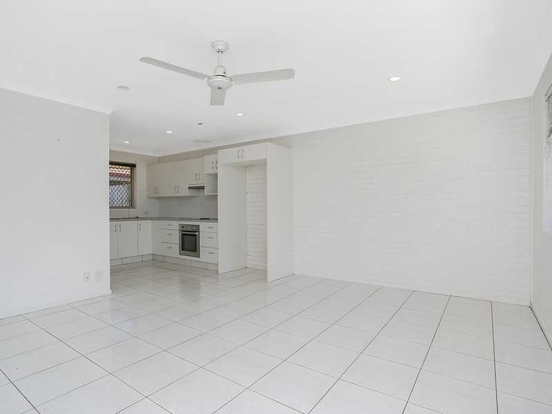 1/30 Sarawak Avenue, Palm Beach QLD 4221