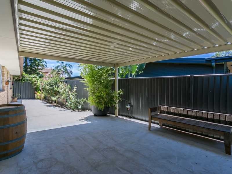 1/30 Sarawak Avenue, Palm Beach QLD 4221