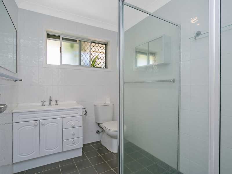 1/30 Sarawak Avenue, Palm Beach QLD 4221