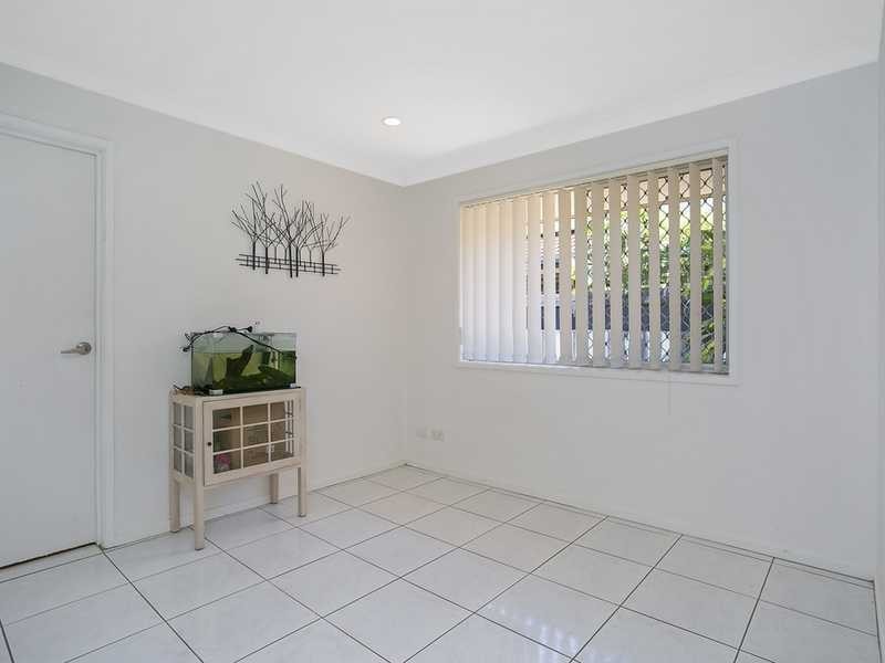 1/30 Sarawak Avenue, Palm Beach QLD 4221
