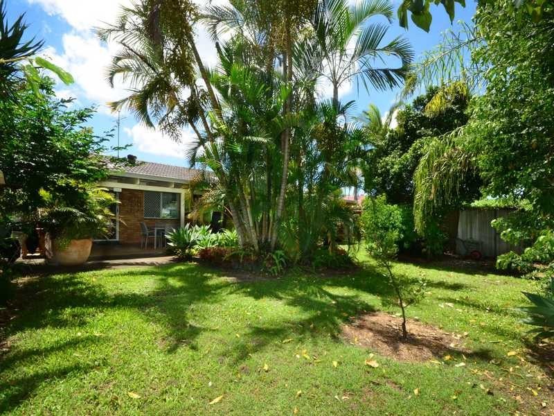 20 Spindle Street, Palm Beach QLD 4221