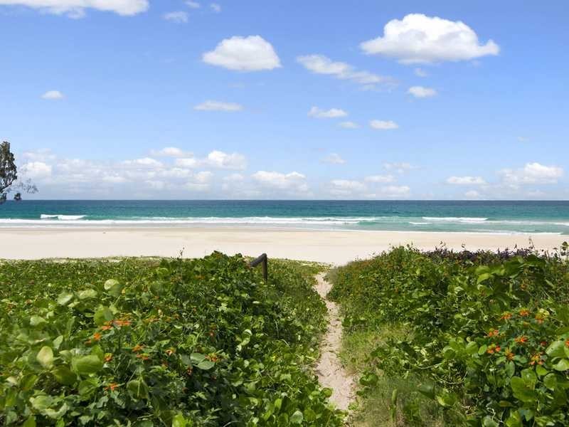 13/387 Golden Four Drive, Tugun QLD 4224