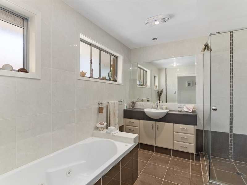 18 Dilgara Road, Tugun QLD 4224