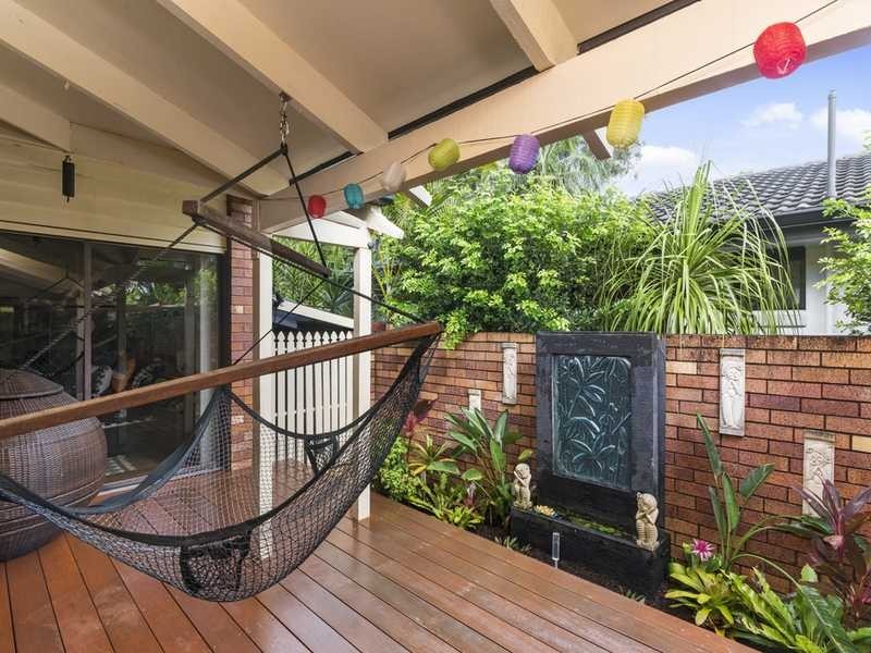 14 Myrtle Court, Palm Beach QLD 4221