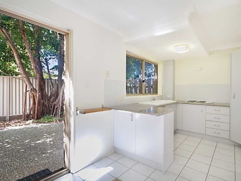 7/12 Cupania Place, Elanora QLD 4221